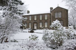 parsonage snow jan 2015 1 sm.jpg